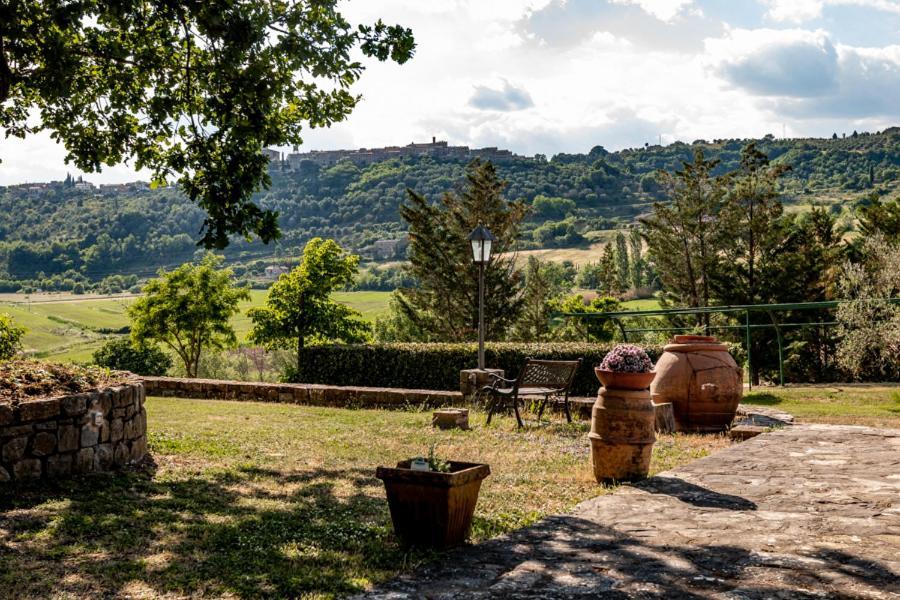 Il Colombaio Agriturismo Montegabbione Exterior photo